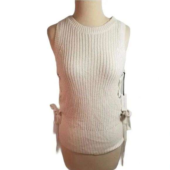 {Lovers + Friends} Short Sleeve Laced Sweater - Picture 2 of 11